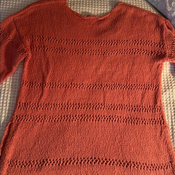 V-Neck Sweater in Warm Orange - Picture 5 of 5